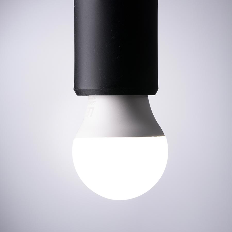 AKS- FOCO LED A19 15W LUZ BLANCA, CAJA COLOR